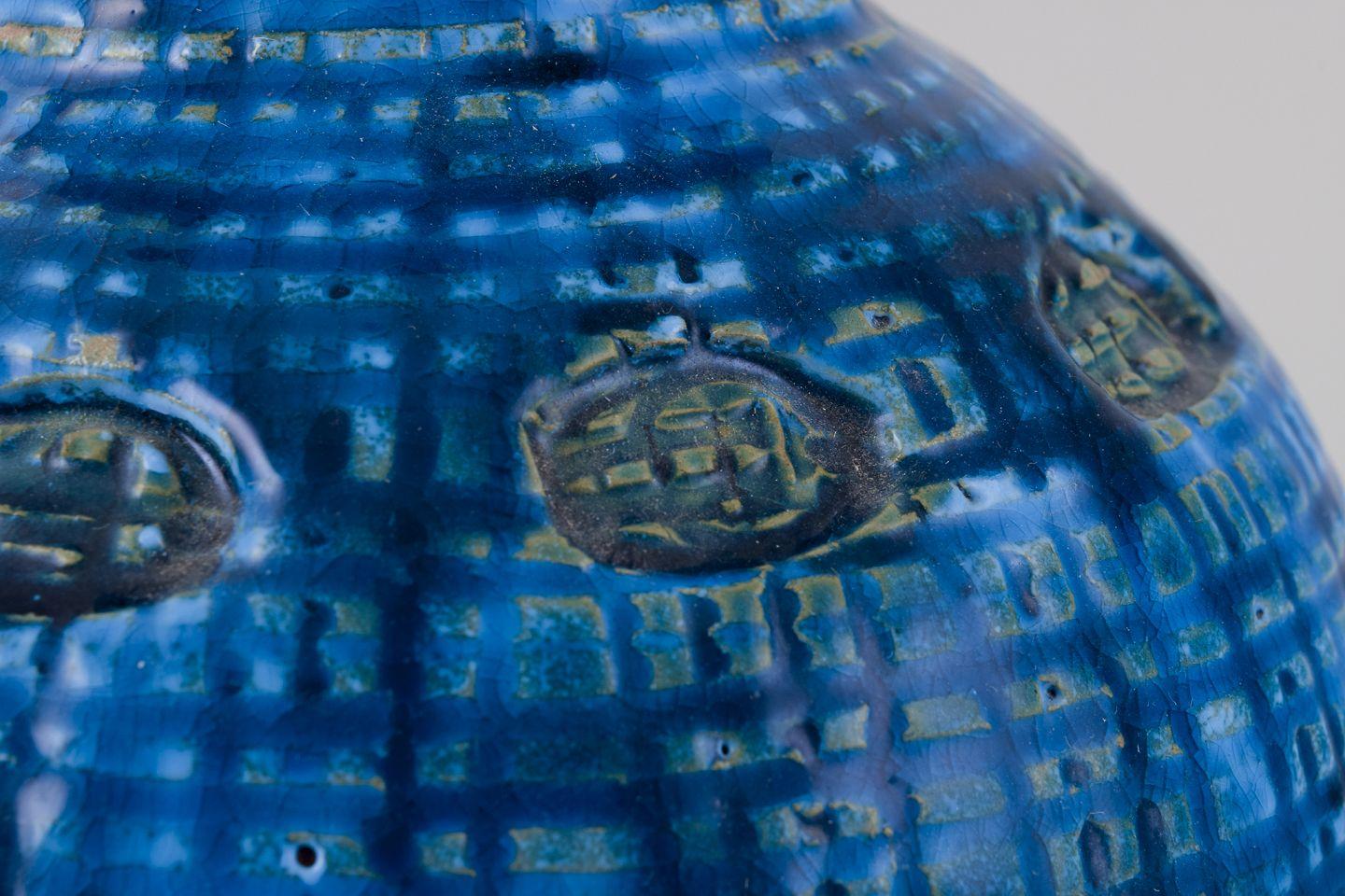 italien Aldo Londi, Bitossi. Vase en céramique émaillée bleu Rimini avec motif géométrique en vente