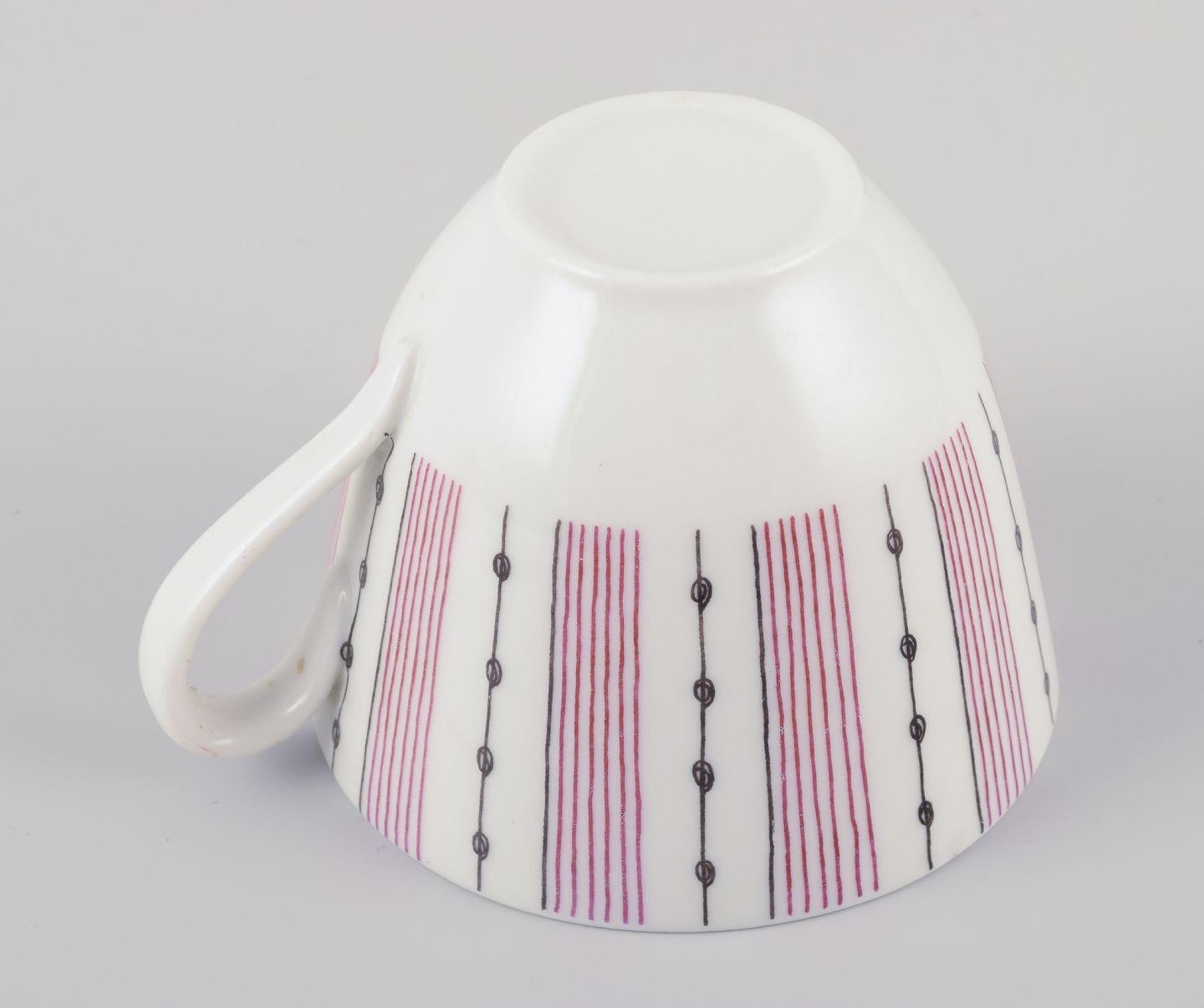 Glazed Gunnar Nylund for Rörstrand. Set of five 