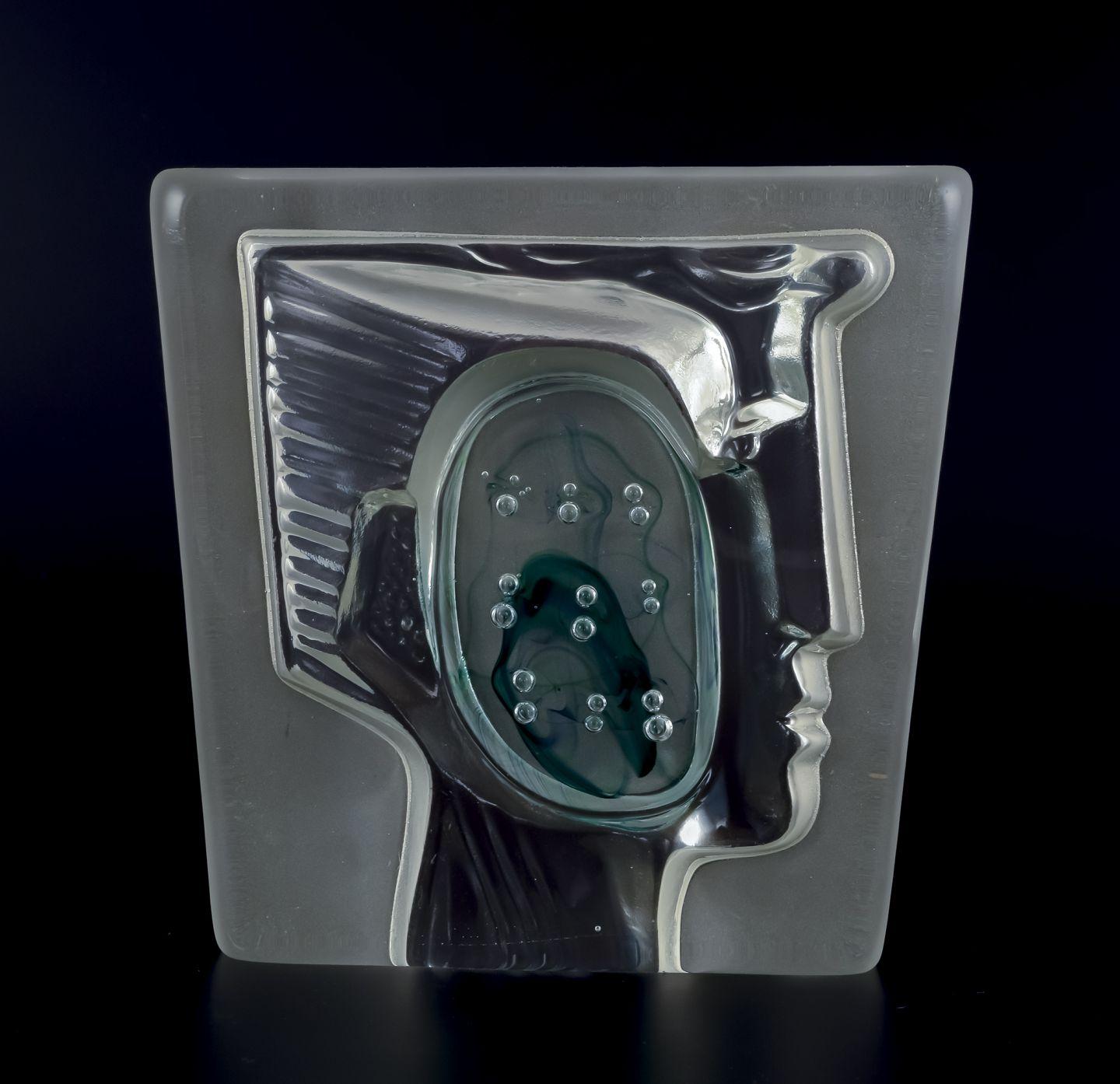 Italian Murano, Italy.  Sculpture of art glass. Motif of a woman's face. Unique piece. For Sale
