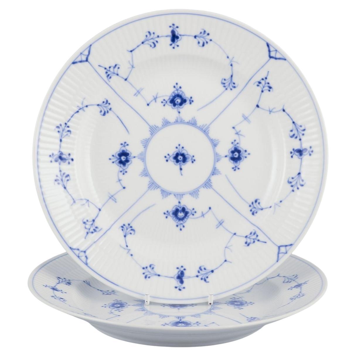 Royal Copenhagen Blau geriffelte Plain. Zwei Porzellan-Essteller aus Porzellan.