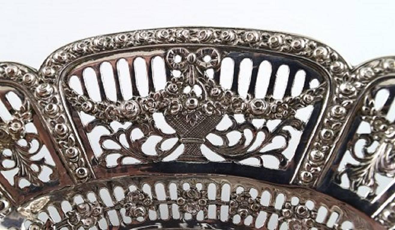 Christian Michelsen Silver Bowl, circa 1920s, Danish Silversmith In Good Condition In Copenhagen, DK