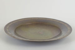 Just Andersen. Large round Art Deco dish in alloyed bronze, c. 1940s.