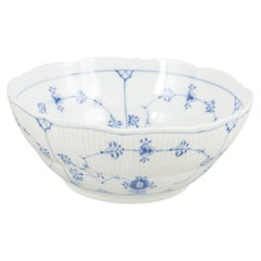 Royal Copenhagen. Rare porcelain bowl in Blue Fluted Plain pattern. Dated 1963
