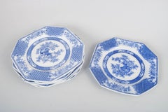 Rörstrand. Sette piatti da pranzo ottagonali in maiolica. Serie "Hoangho".