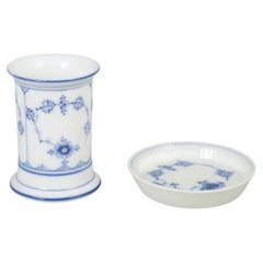 Royal Copenhagen, Blue Fluted Plain. Set of porcelain vase and coaster.