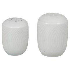 Axel Salto for Royal Copenhagen. Salt and pepper set in porcelain. 1960s