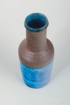 Nils Kähler for Kähler. Tall ceramic vase with two-part glaze, 1960s.