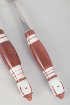 Bjørn Wiinblad, Rosenthal. Coppia di forchette da carne in acciaio inossidabile e porcellana.