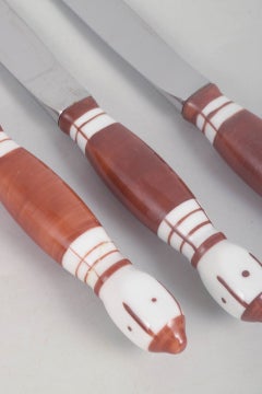 Bjørn Wiinblad, Rosenthal. Trois couteaux de table en acier inoxydable et porcelaine