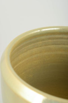 Mobach, Holland. Large ceramic vase with iridescent pearl glaze in golden tones.