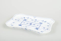 Royal Copenhagen, Blue Fluted Plain. Rectangular porcelain tray, 1920s