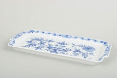 Meissen, Germany. Rectangular serving tray with Blue Onion pattern. Mid-20th C.