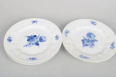 Royal Copenhagen, Blue Flower Angular. Three porcelain luncheon plates, 1930s