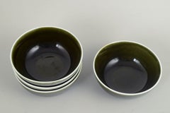 Stig Lindberg pour Gustavsberg. Série « Vardag », quatre bols en grès. Années 1960/1970