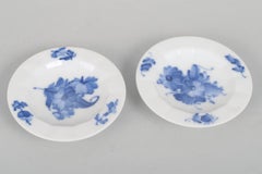Royal Copenhagen, Blue Flower Angular. Pair of porcelain butter pats. 1920s