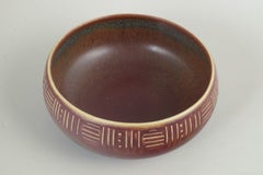 Carl-Harry Stålhane for Rörstrand. Ceramic bowl with linear motifs, 1958.