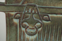 Andersson & Johansson, Höganäs. Wandrelief aus Steingut mit stilisiertem Tiermotiv