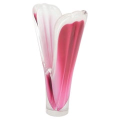 Paul Kedelv for Flygfors. "Coquille” vase in pink, white and clear art glass.