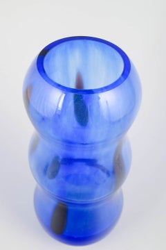 Gunnel Sahlin for Kosta Boda. Large art glass vase in deep blue, 1990s.