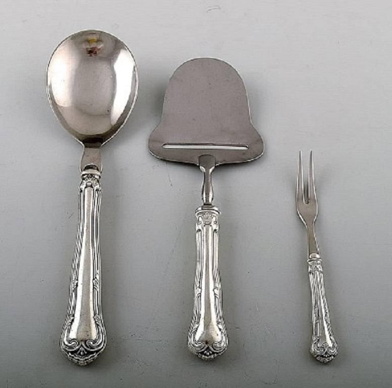Art nouveau Cohr Herregaard, Three Towers Silver '0.830', Danemark, service à déjeuner pour six P en vente