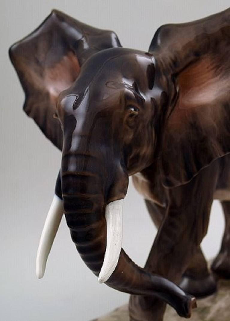 Danish Dahl Jensen, African Elephant in Porcelain No. 1056 by Carl Johan Bonnesen