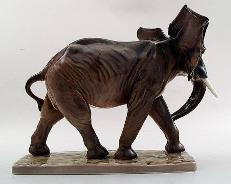 Art Deco Dahl Jensen, African Elephant in Porcelain No. 1056 by Carl Johan Bonnesen