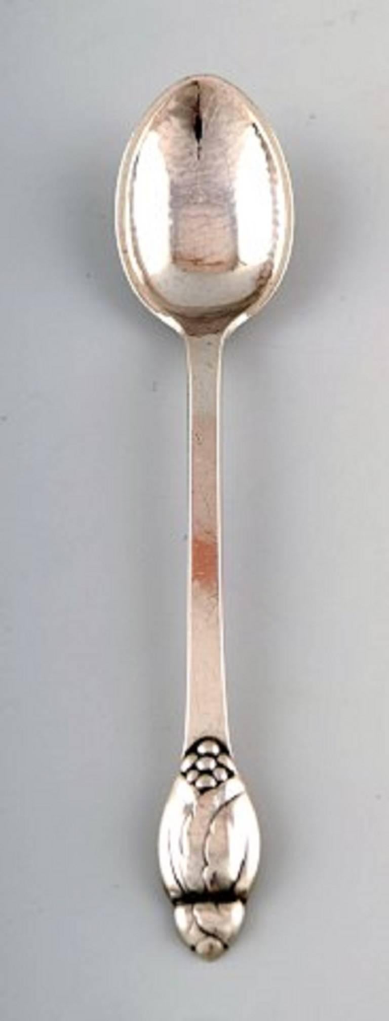 Evald Nielsen number 6, teaspoon in silver.
Seven spoons in stock.
Denmark 1920s-1930s.
Measures 11 cm.
Stamped.
In perfect condition.