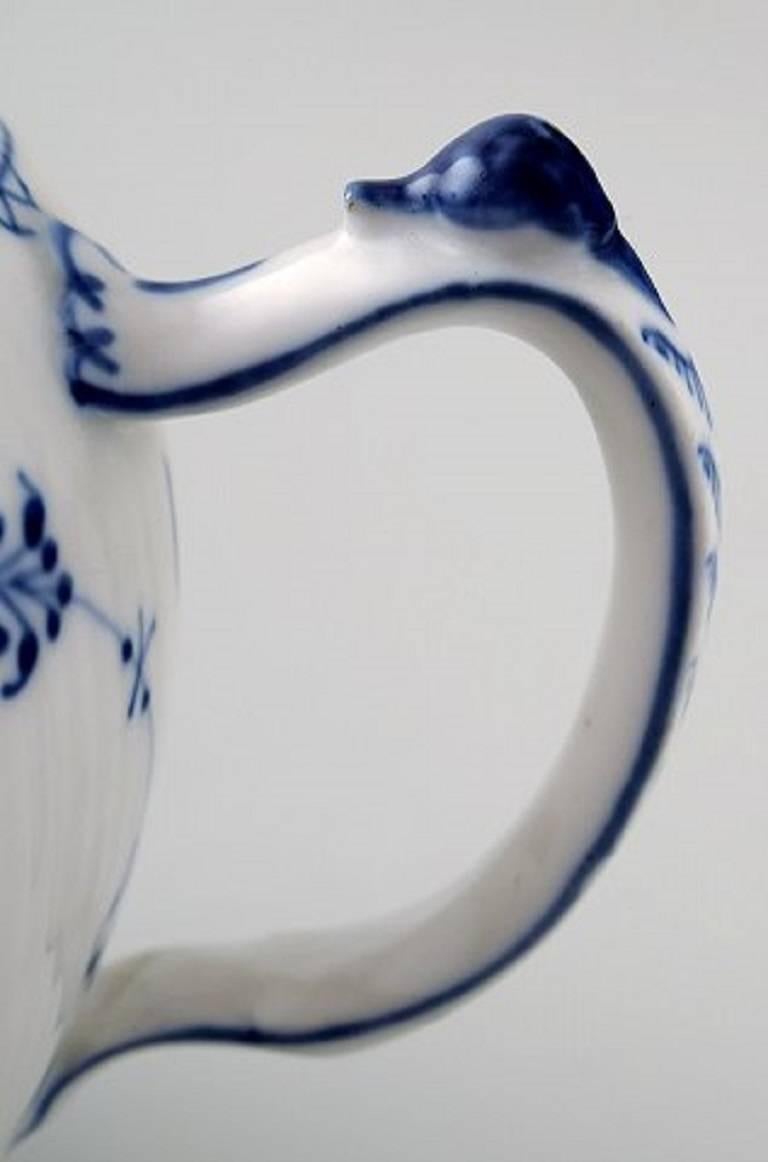 Neoclassical Royal Copenhagen Porcelain Blue Fluted Plain Tea Pot No. 1/258