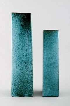 Céramiste scandinave, quatre vases en céramique, peints à la main, uniques