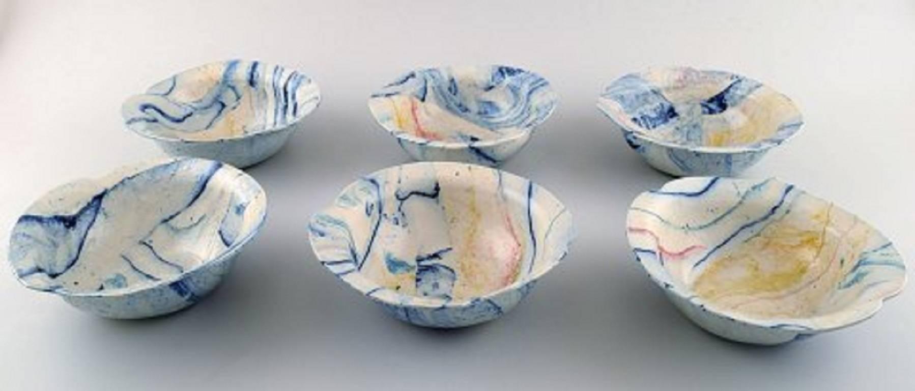 Cilla Adlercreutz, Swedish ceramist, six unique bowls, 1985.
Measures: 16.5 cm. x 5 cm.
In perfect condition.
Stamped.
