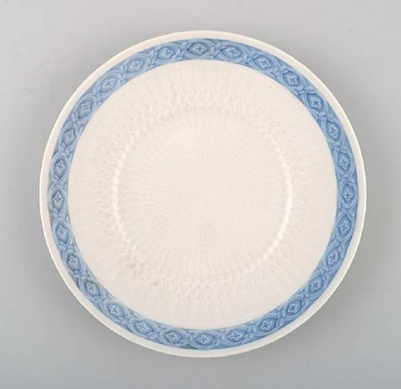 14 plates. Royal Copenhagen Blue fan, flat plates.
Designed by Arnold Krog in 1909.
Decoration Number 1212/11521.
Measures: Diameter 19.5 cm.
In perfect condition, 1st. factory quality.