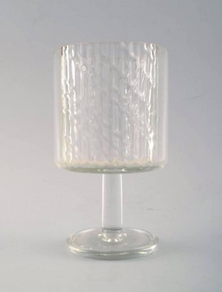 Riihimaki Riihimaen, Finland, Findari nine glasses by Nanny Still,
1960s. Finnish design.
Measures: 13 cm. x 7 cm.
In perfect condition.
Unsigned.