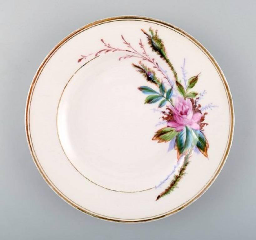 6 antique Royal Copenhagen plates hand decorated with flowers. Approximately 1850s.
Measures 20.7 cm.
In very good condition. 3rd. factory quality.