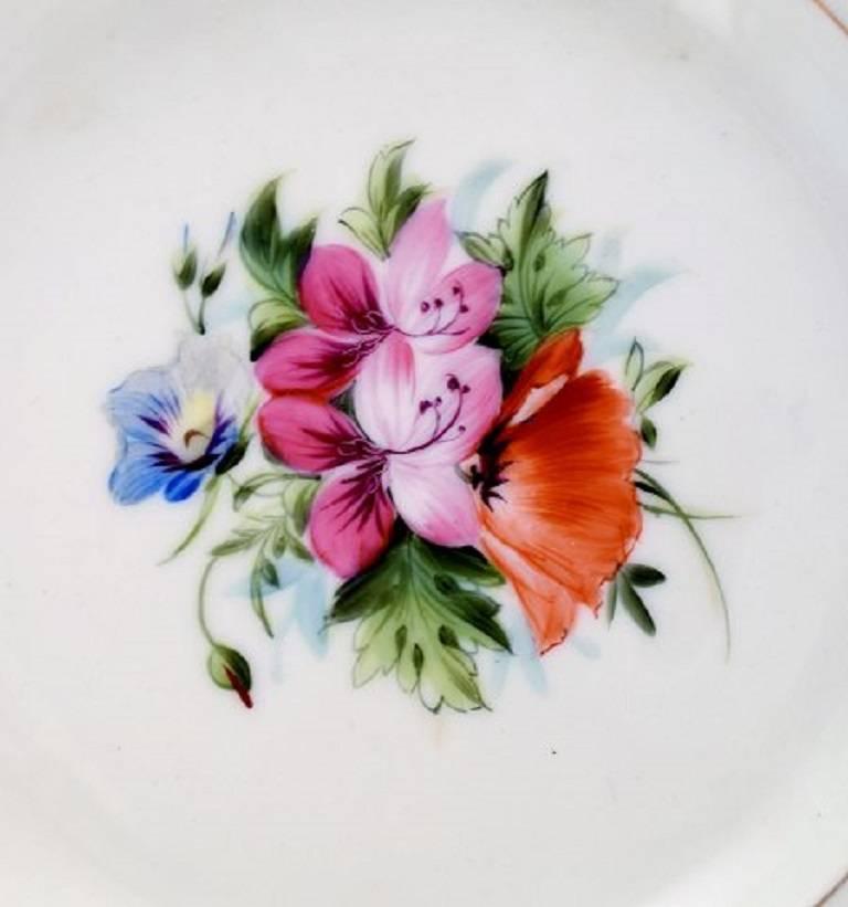 Biedermeier 7 assiettes profondes anciennes b&g bing & grndahl. Peint à la main avec des fleurs en vente