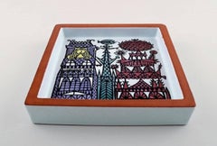 Dish by Stig Lindberg, Gustavsberg Studio, Faience, Sweden, Late 1940s