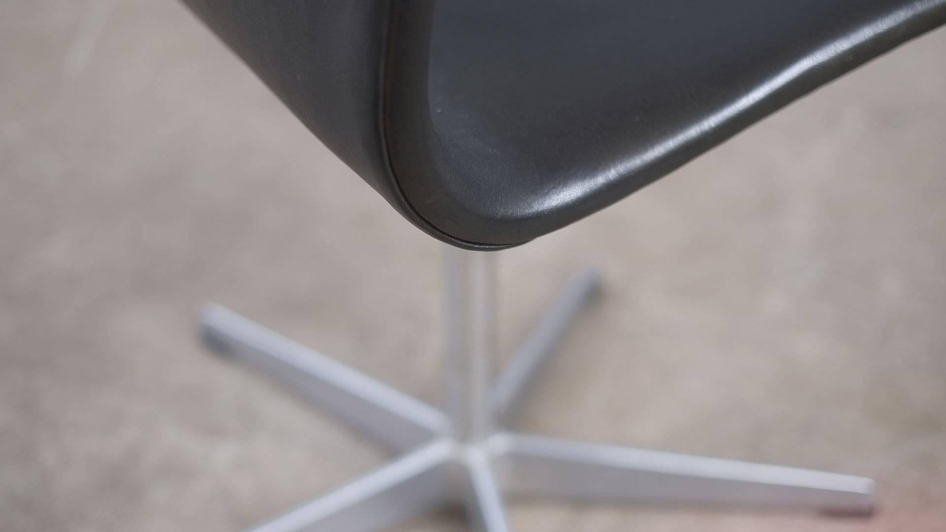 20th Century Arne Jacobsen Oxford Chair  
