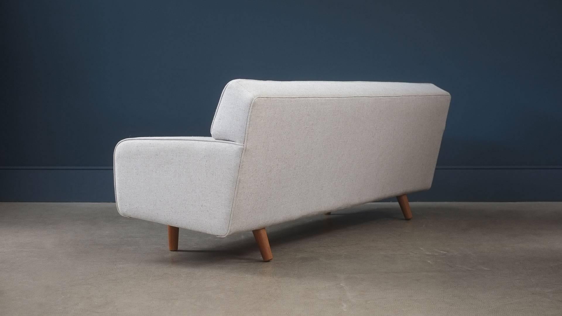 20th Century Hans Wegner Ap 33 Sofa