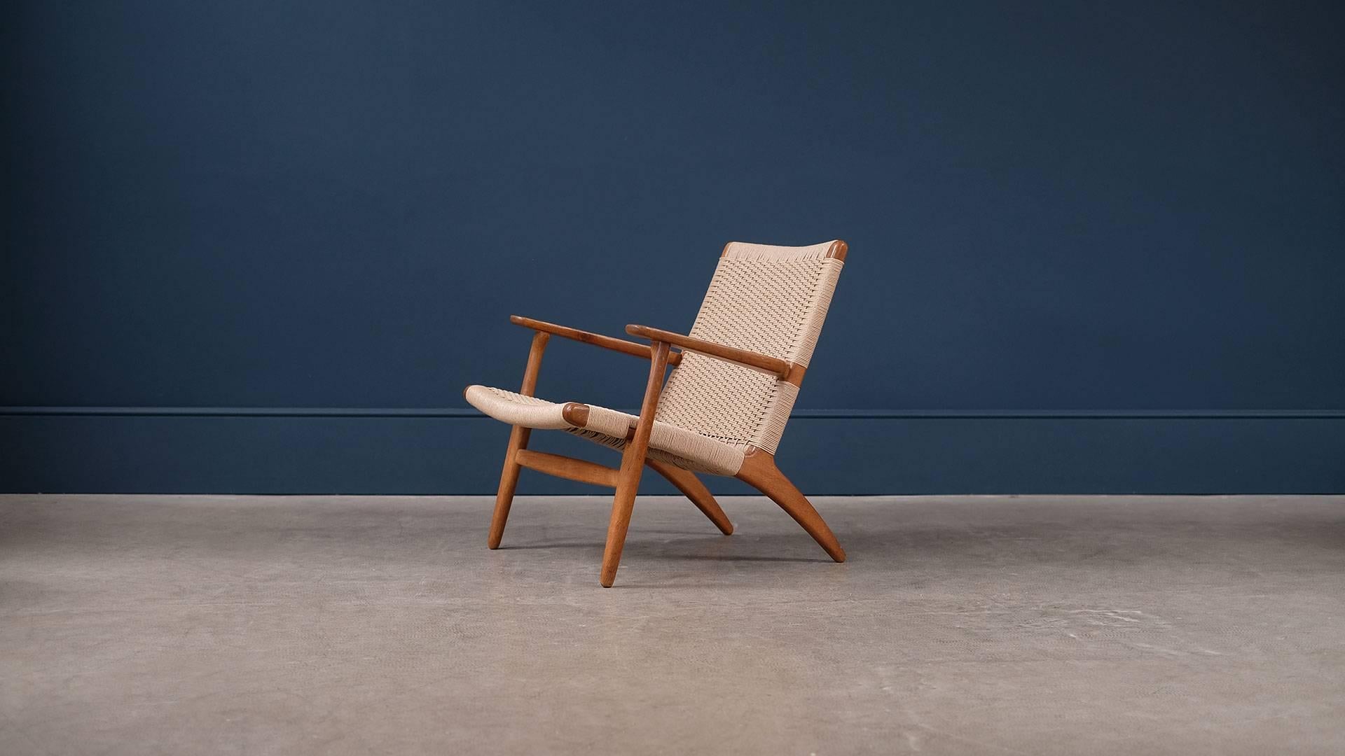 Danish Hans Wegner CH25 Chair