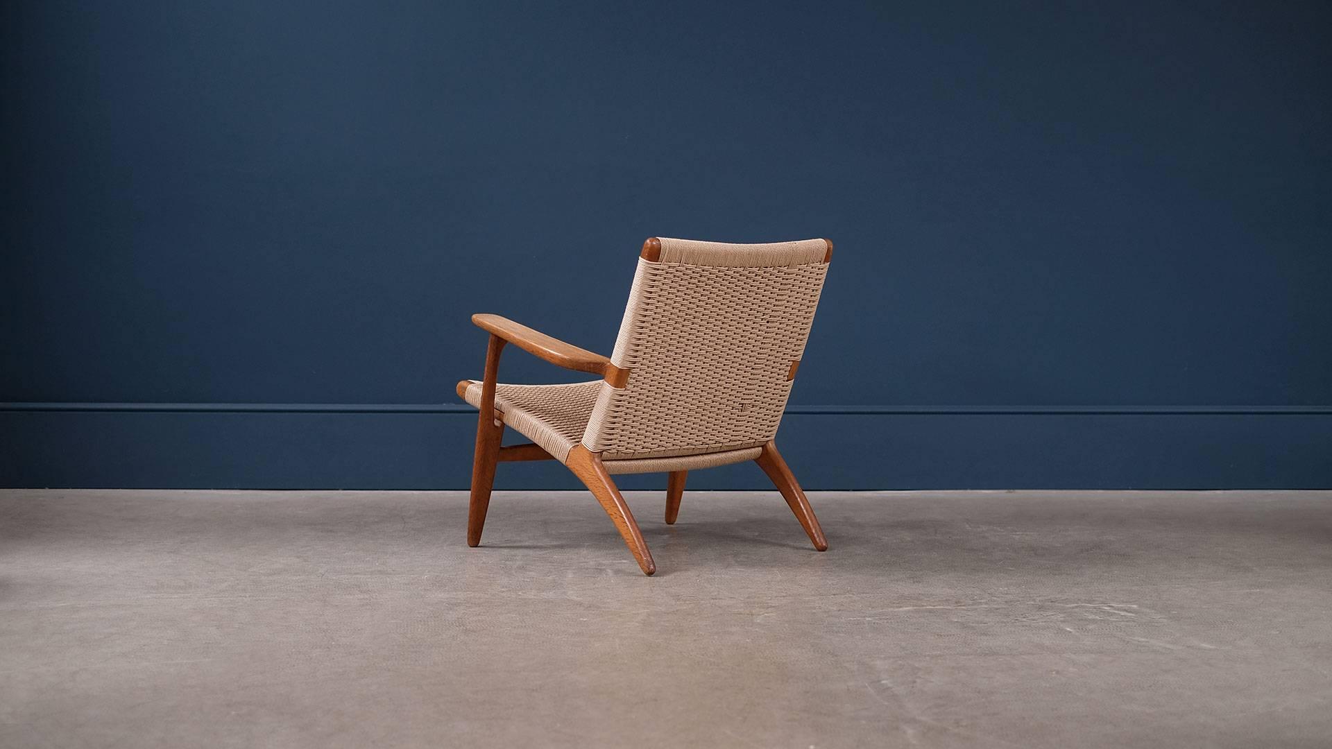 Hans Wegner CH25 Chair 1