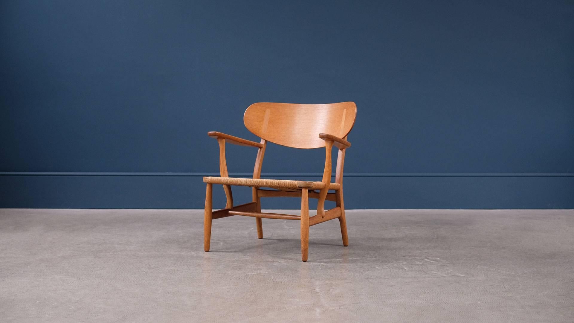 Scandinavian Modern Hans Wegner CH22 Chair