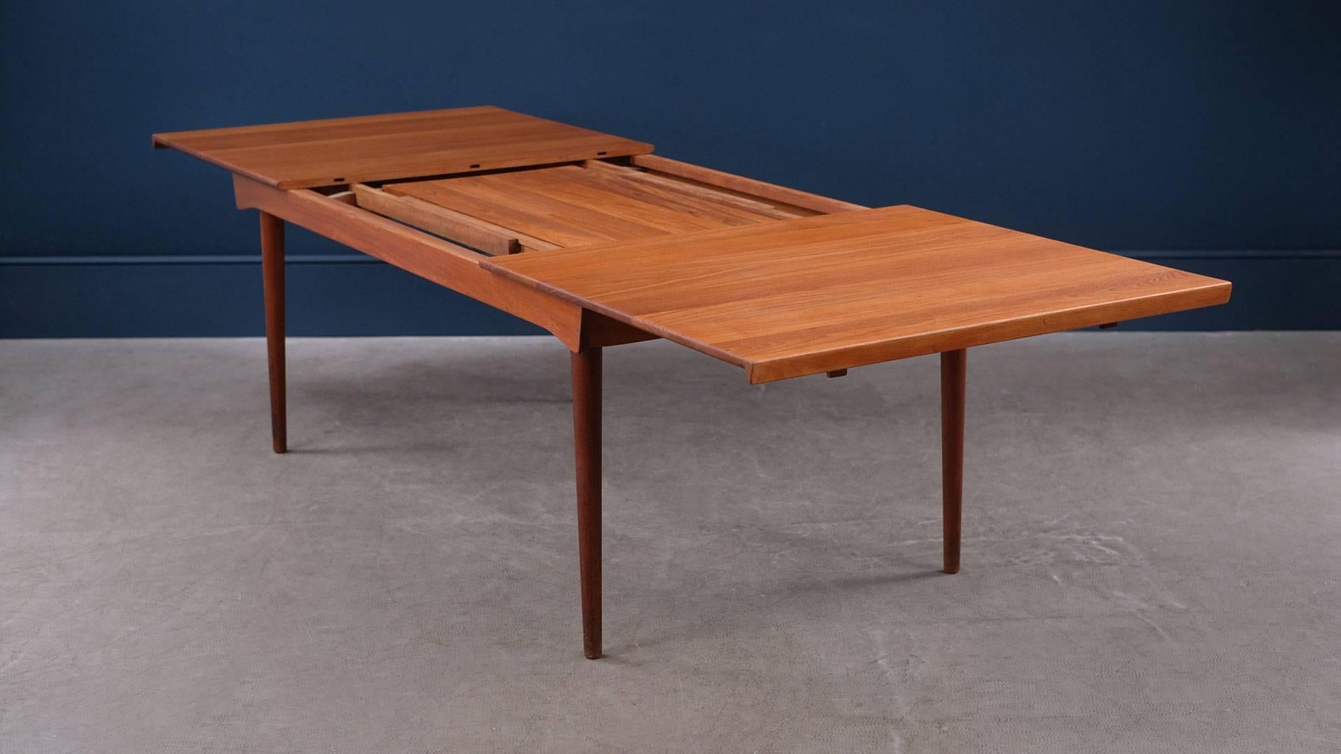 Finn Juhl Dining Table In Good Condition In Epperstone, Nottinghamshire