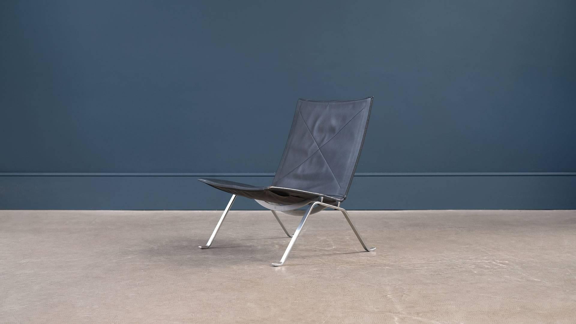 Scandinavian Modern Poul Kjaerholm PK22 Lounge Chair