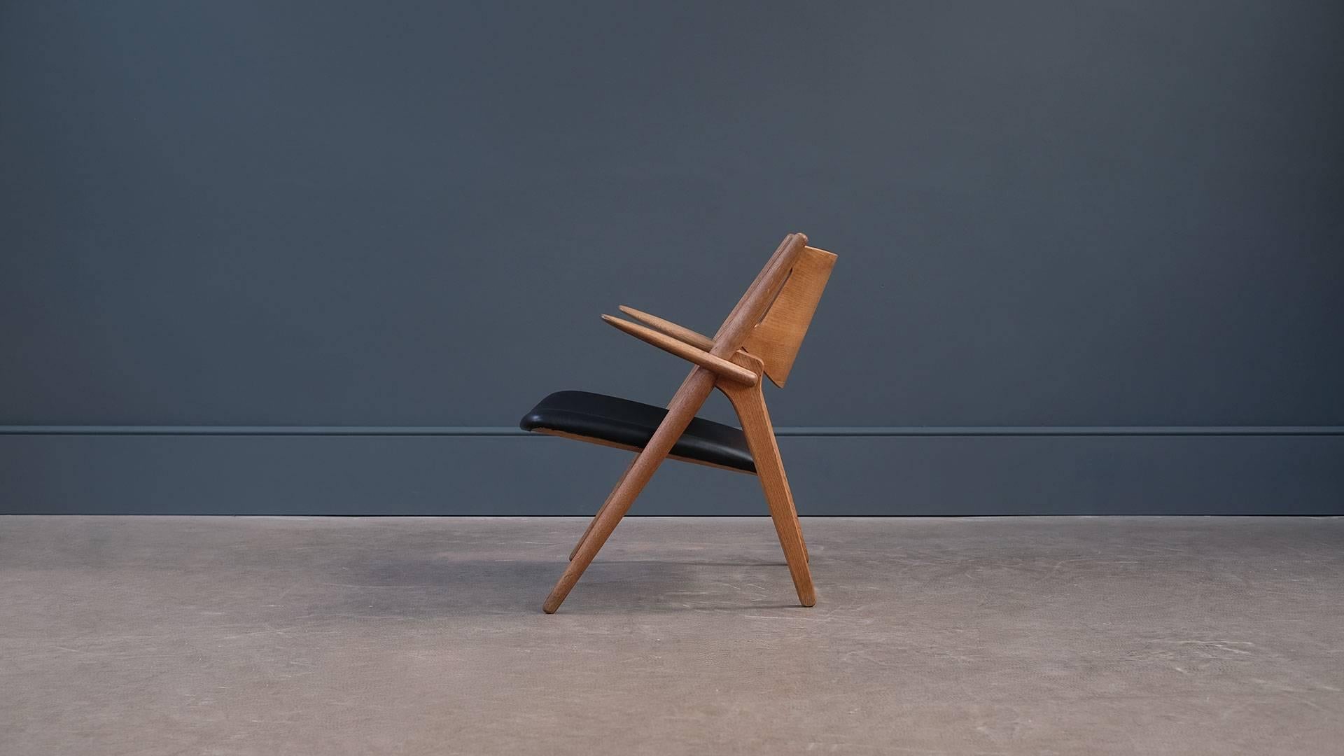 Hans Wegner CH28 Chair In Good Condition In Epperstone, Nottinghamshire