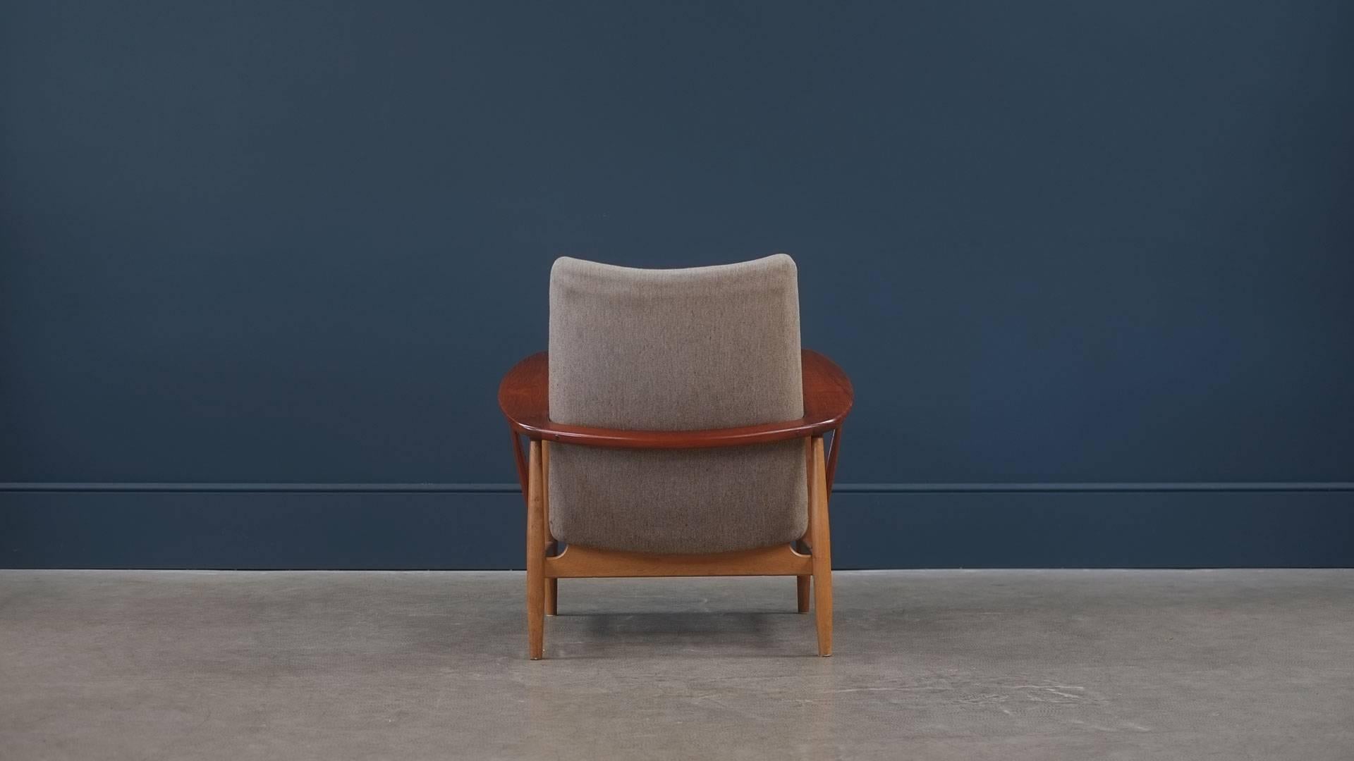 Danish Finn Juhl SW86 Armchair