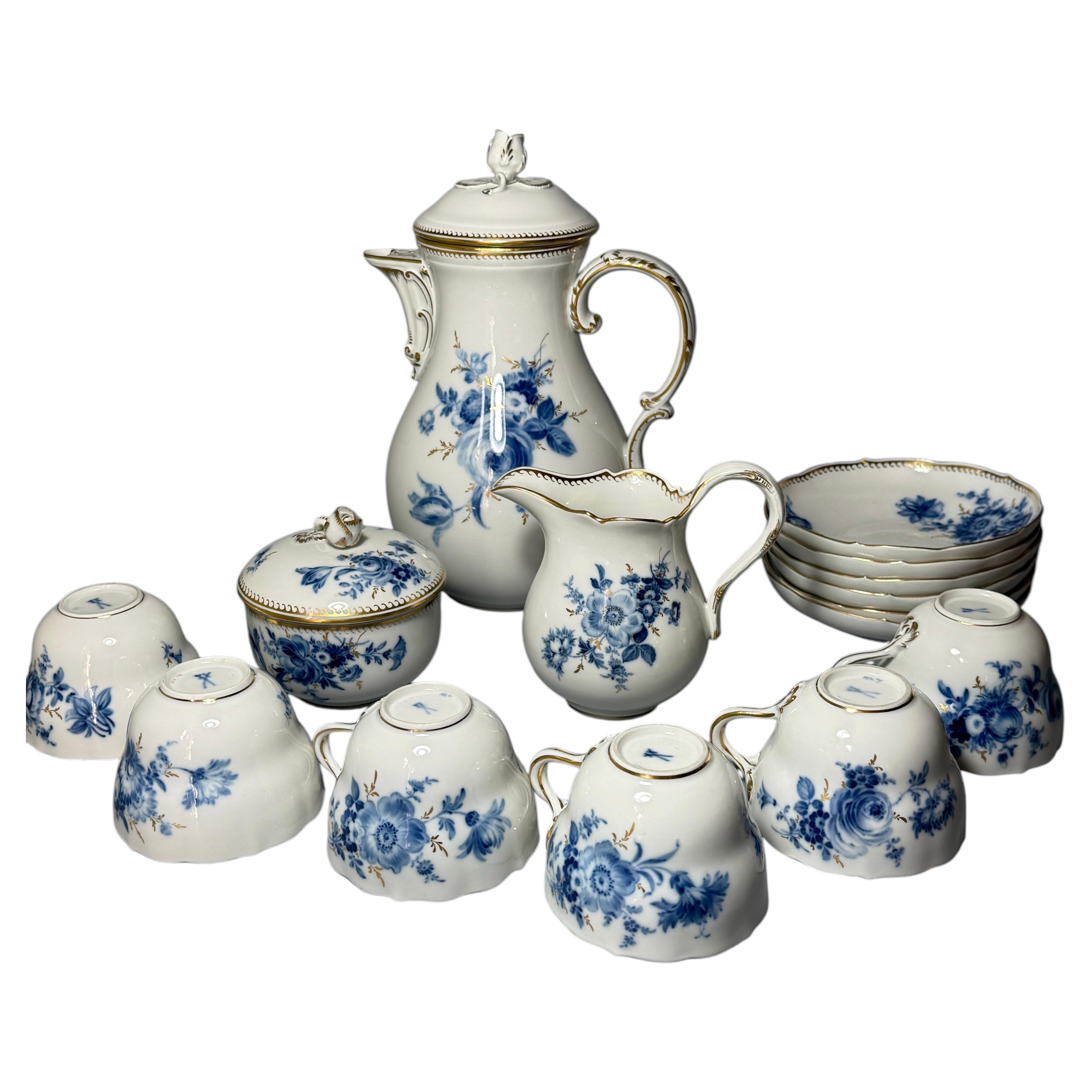Servicio de té y café de estilo rococó de Meissen, con flores azules, de primera calidad, de los años 40