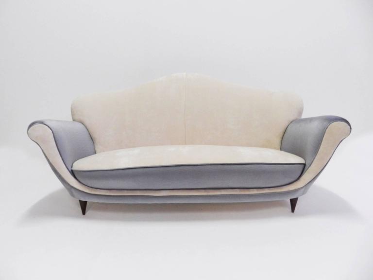 1950 Italian Sofa For At 1stdibs 1950 Italian Sofa For Completely Reupholstered And New Cover In Bicolored Luxury Fabric