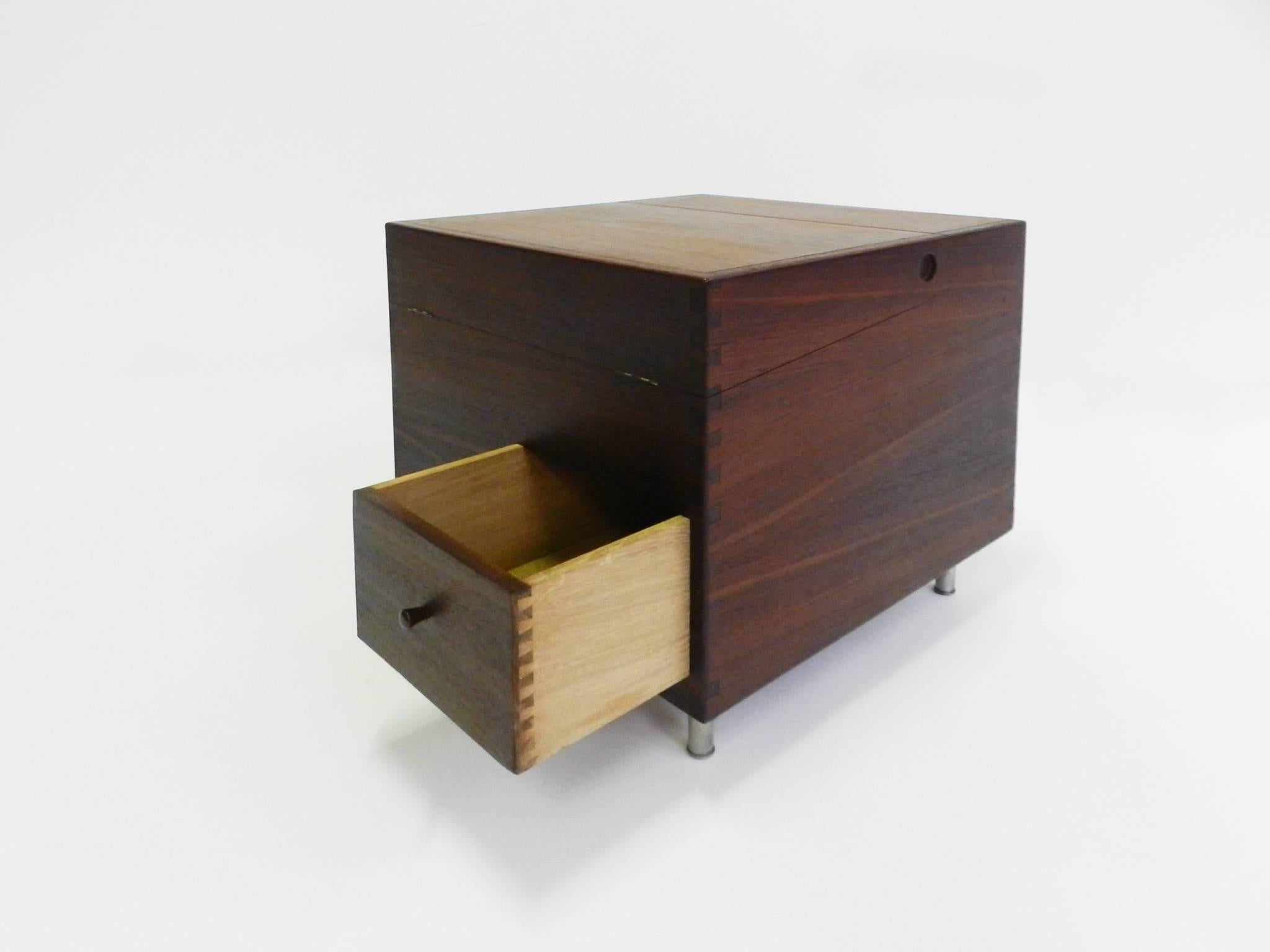 Mid-Century Modern Rare Cube Bar At-34 by Hans Wegner