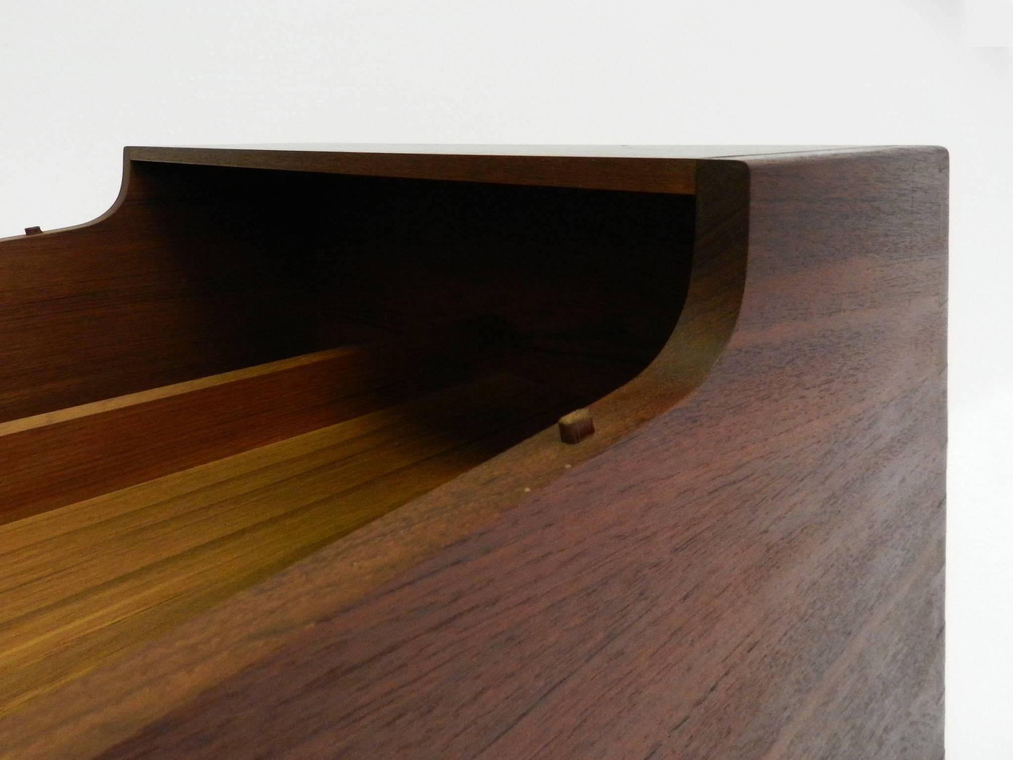 Rare Cube Bar At-34 by Hans Wegner 1