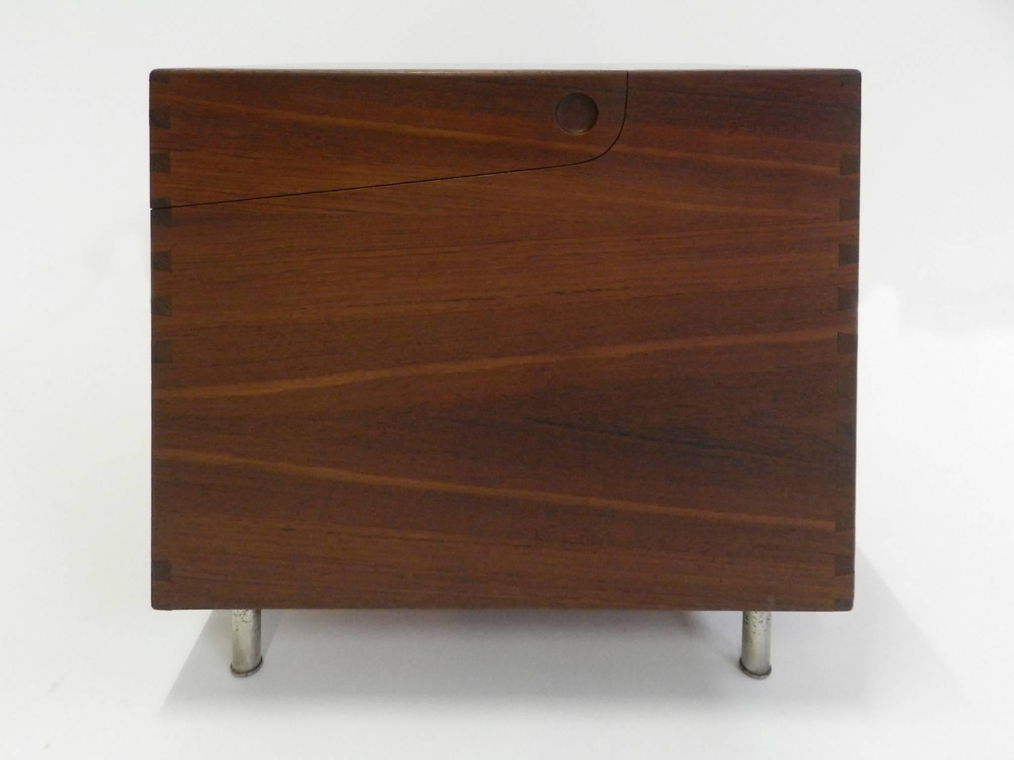 Rare Cube Bar At-34 by Hans Wegner 3