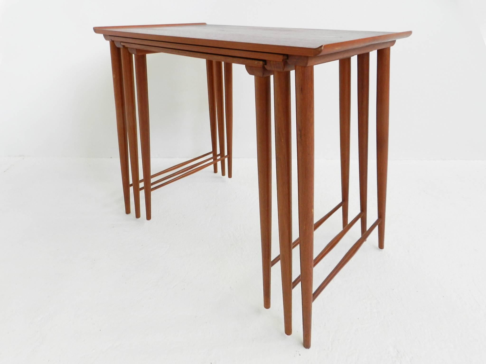 Mid-Century Modern Set of Three Super Elegant Teak Nesting Side Tables by Grete Jalk For Sale